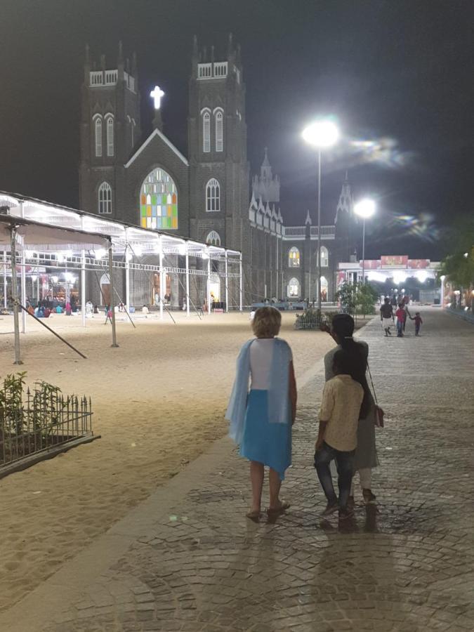 Marari Adonis Beach Villa Mararikulam Eksteriør bilde